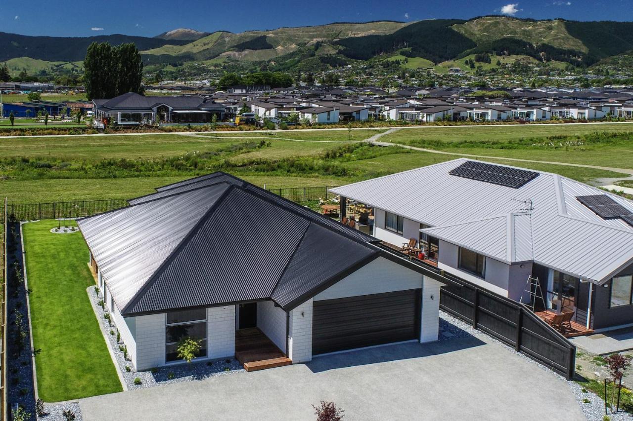 39Carmine Five Star 4-Bedroom Holiday Home Appleby ภายนอก รูปภาพ